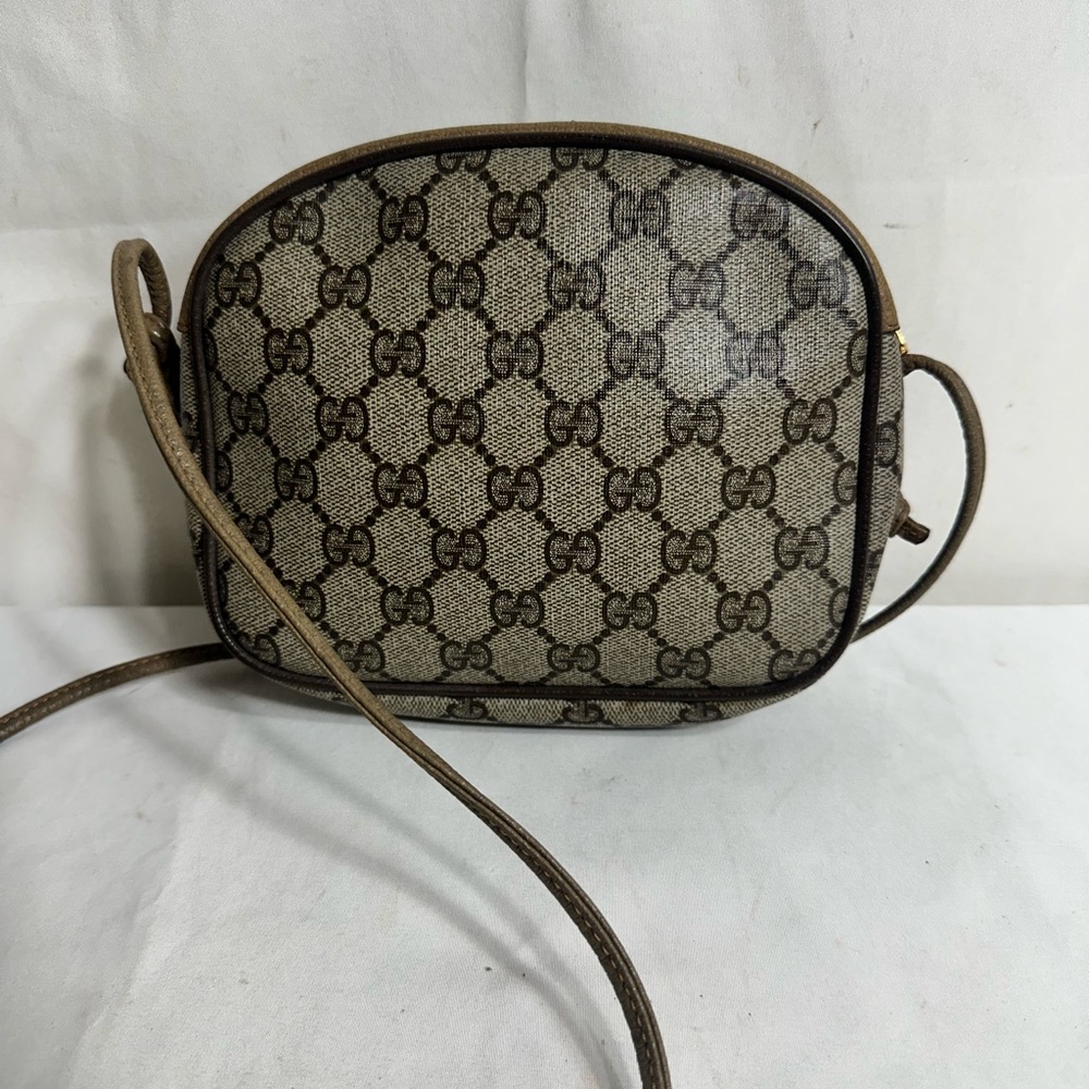 Gucci Shoulder Bag - Picture 3 of 10